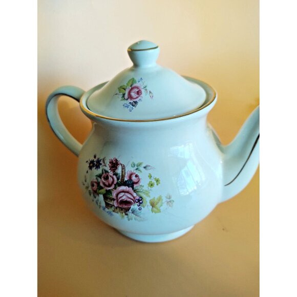 Sadler England Bone China 4 Cup Tea Pot Rose Basket Bouquet 1950's - Picture 5 of 12